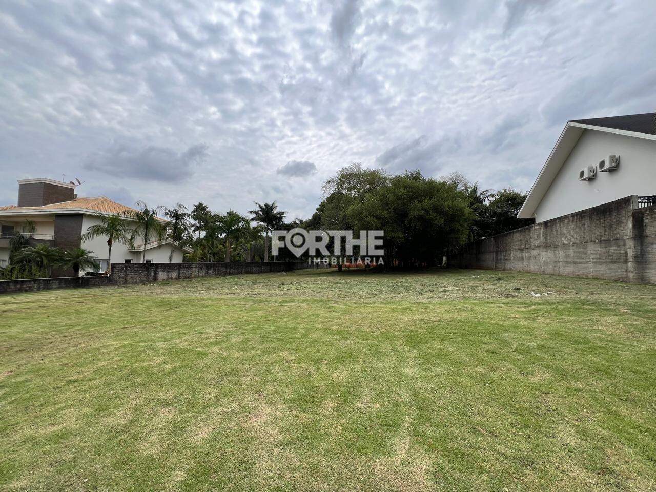 Terreno em condomínio à venda no Parque Verde: 