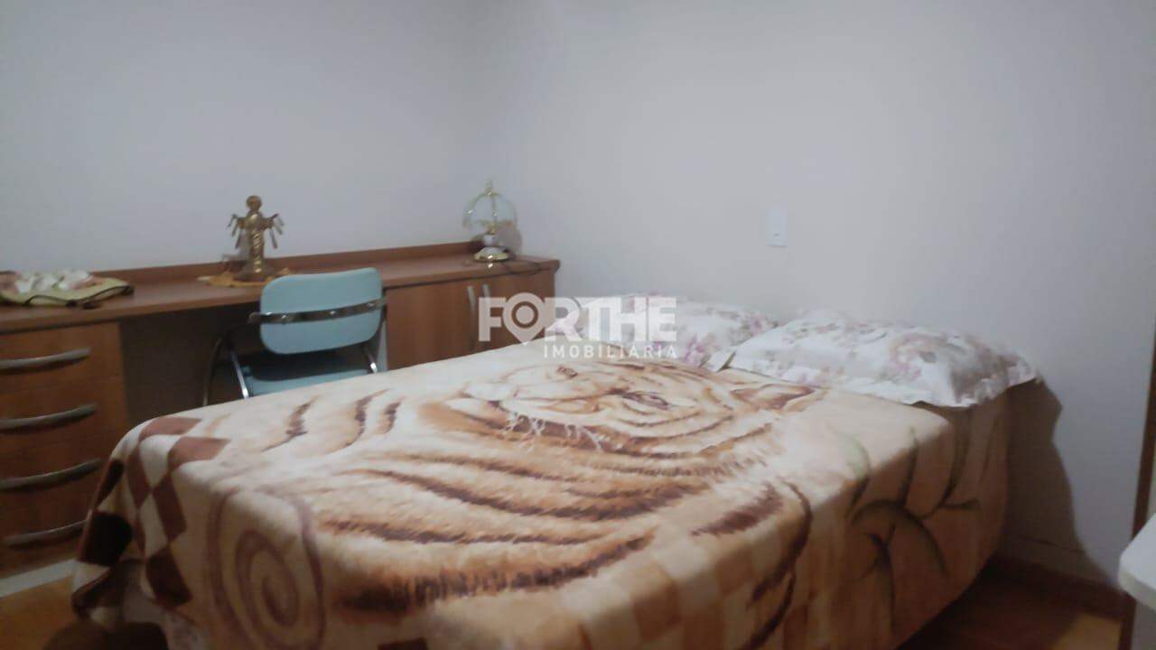 Sobrado à venda no Pioneiros Catarinenses: 