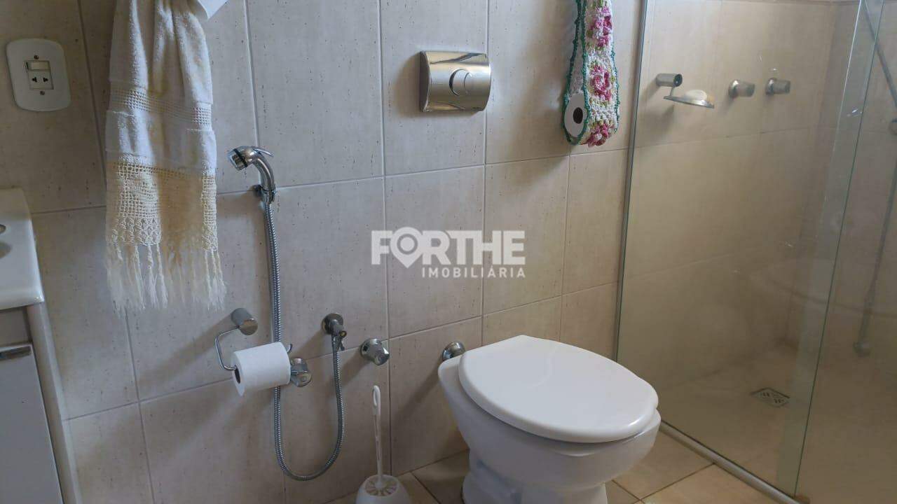 Sobrado à venda no Pioneiros Catarinenses: 