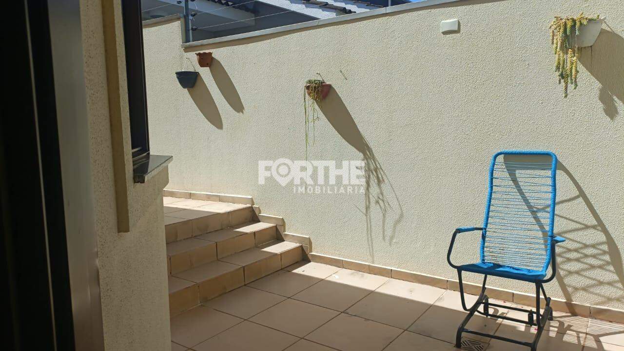 Sobrado à venda no Pioneiros Catarinenses: 