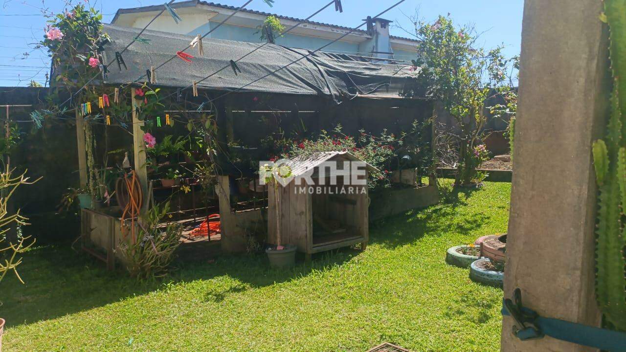 Sobrado à venda no Pioneiros Catarinenses: 