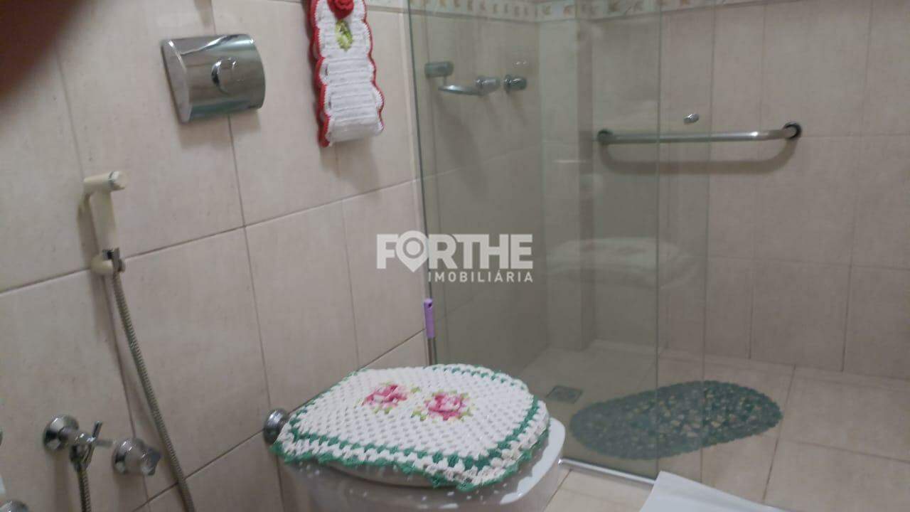 Sobrado à venda no Pioneiros Catarinenses: 