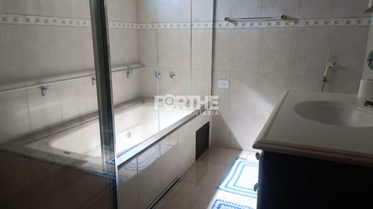 Sobrado à venda no Pioneiros Catarinenses: 