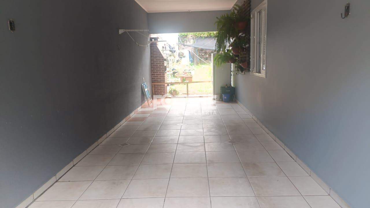 Casa à venda no Região do Lago: 