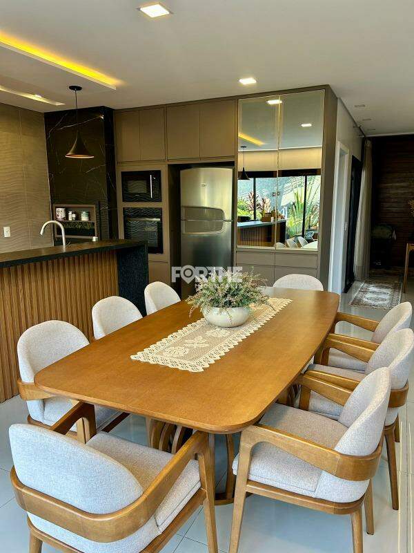 Sobrado à venda no Cancelli: 