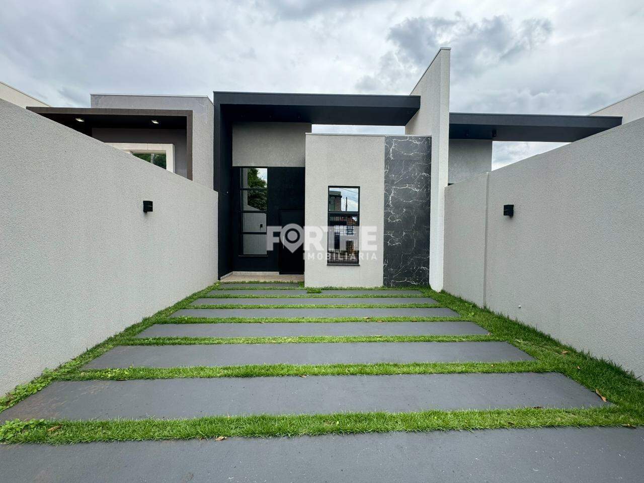 Casa 3 Dormitórios Jardim Veredas 75m²