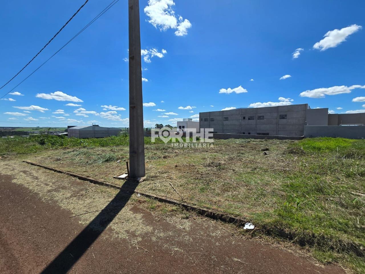 Terreno à venda no Colina Dourada: 
