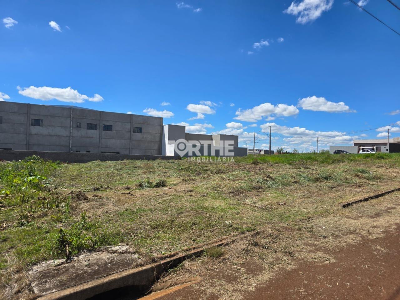 Terreno à venda no Colina Dourada: 