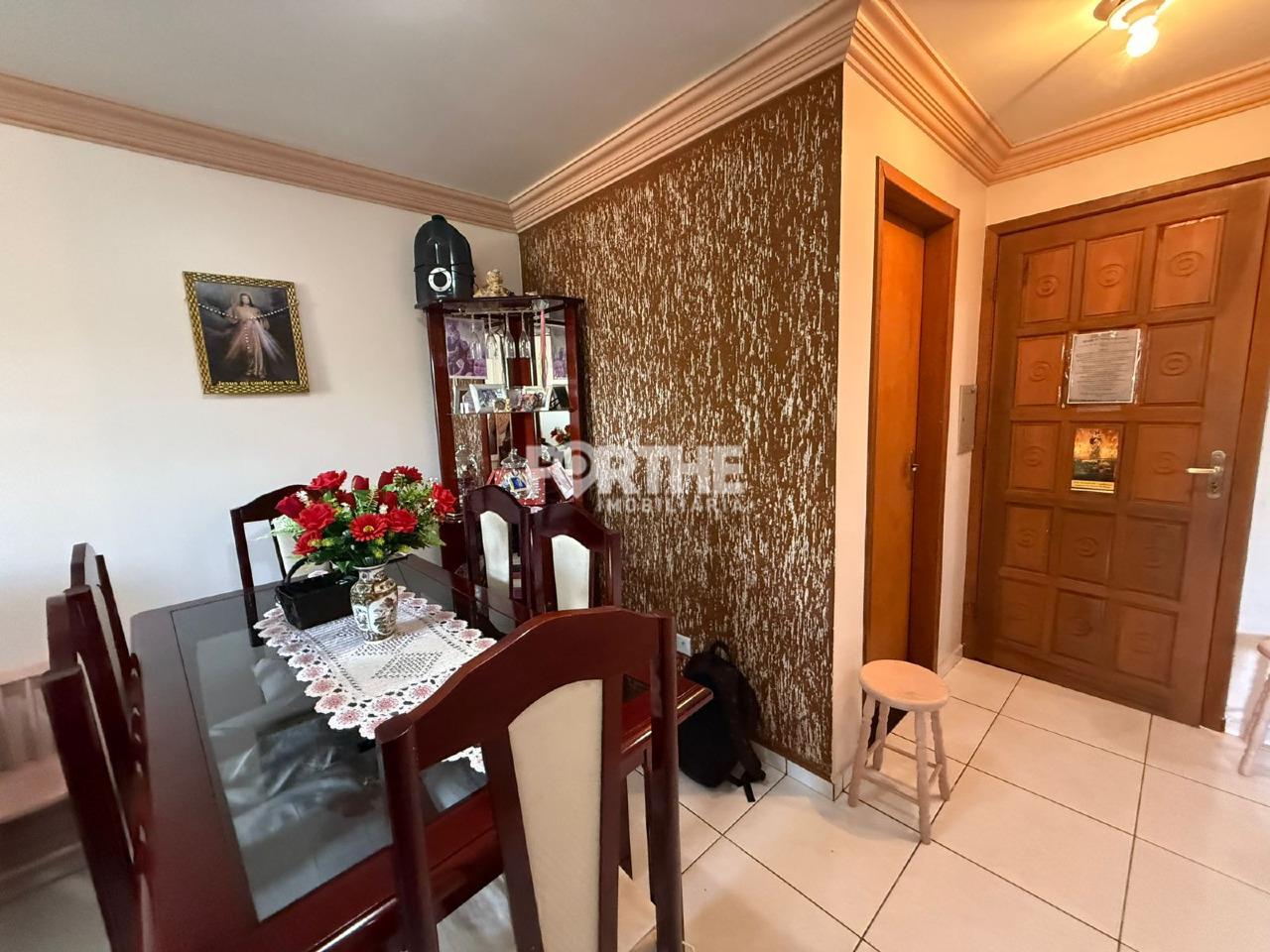 Sobrado à venda no Região do Lago: 