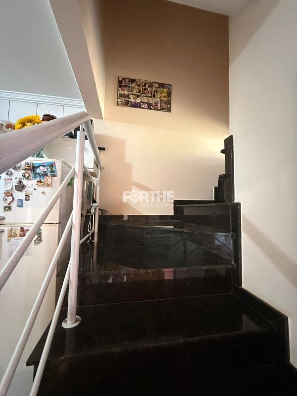 Sobrado à venda no Região do Lago: 