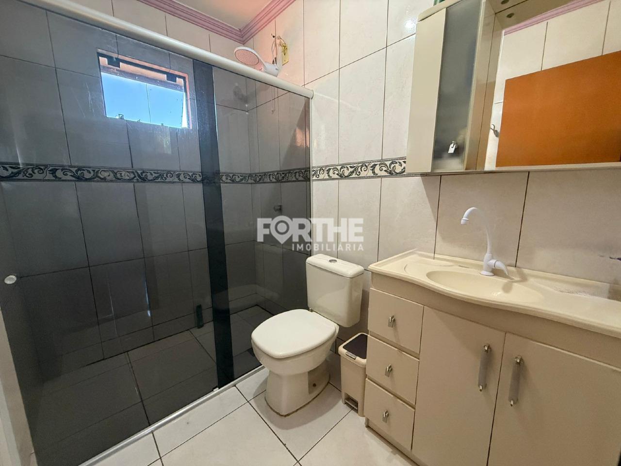 Sobrado à venda no Região do Lago: 