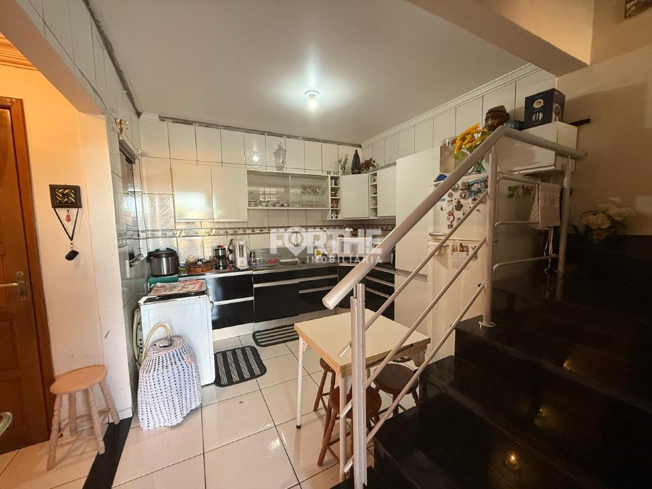 Sobrado à venda no Região do Lago: 