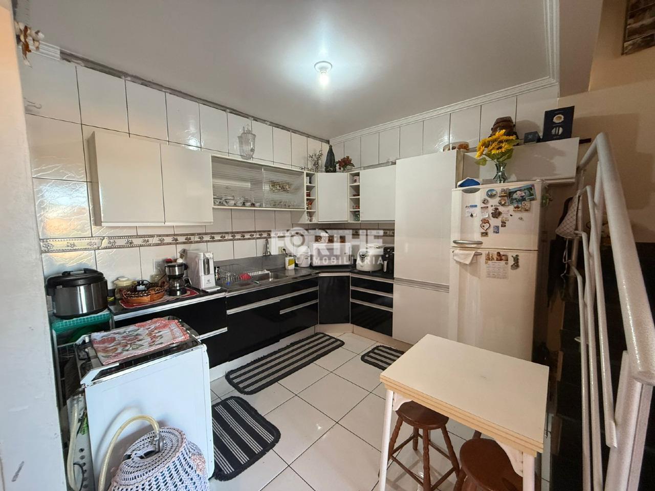 Sobrado à venda no Região do Lago: 