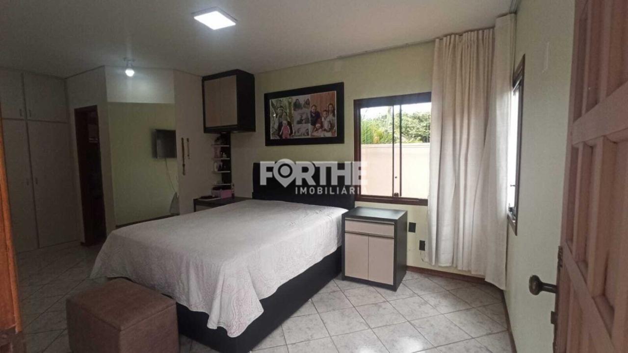 Casa à venda no Recanto Tropical: 