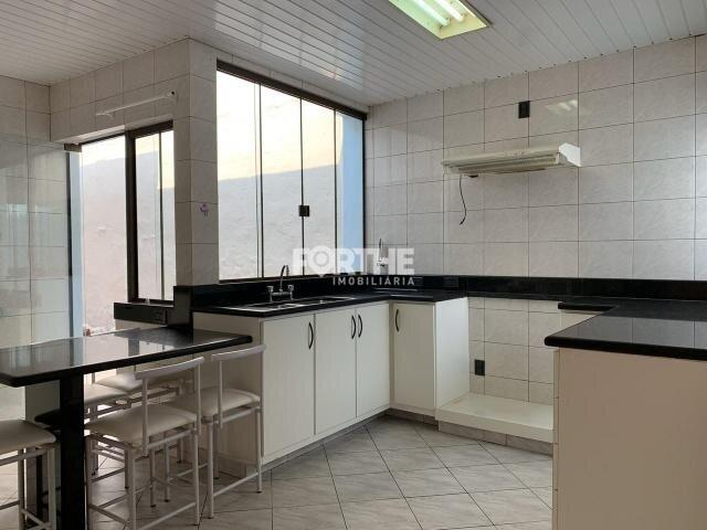 Casa à venda no Recanto Tropical: 