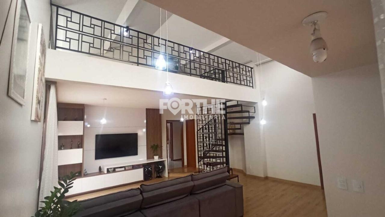 Casa à venda no Recanto Tropical: 