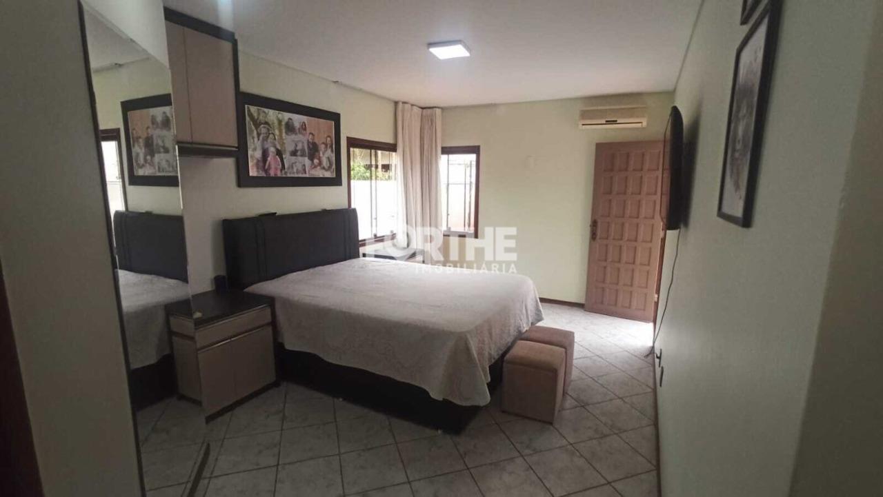 Casa à venda no Recanto Tropical: 