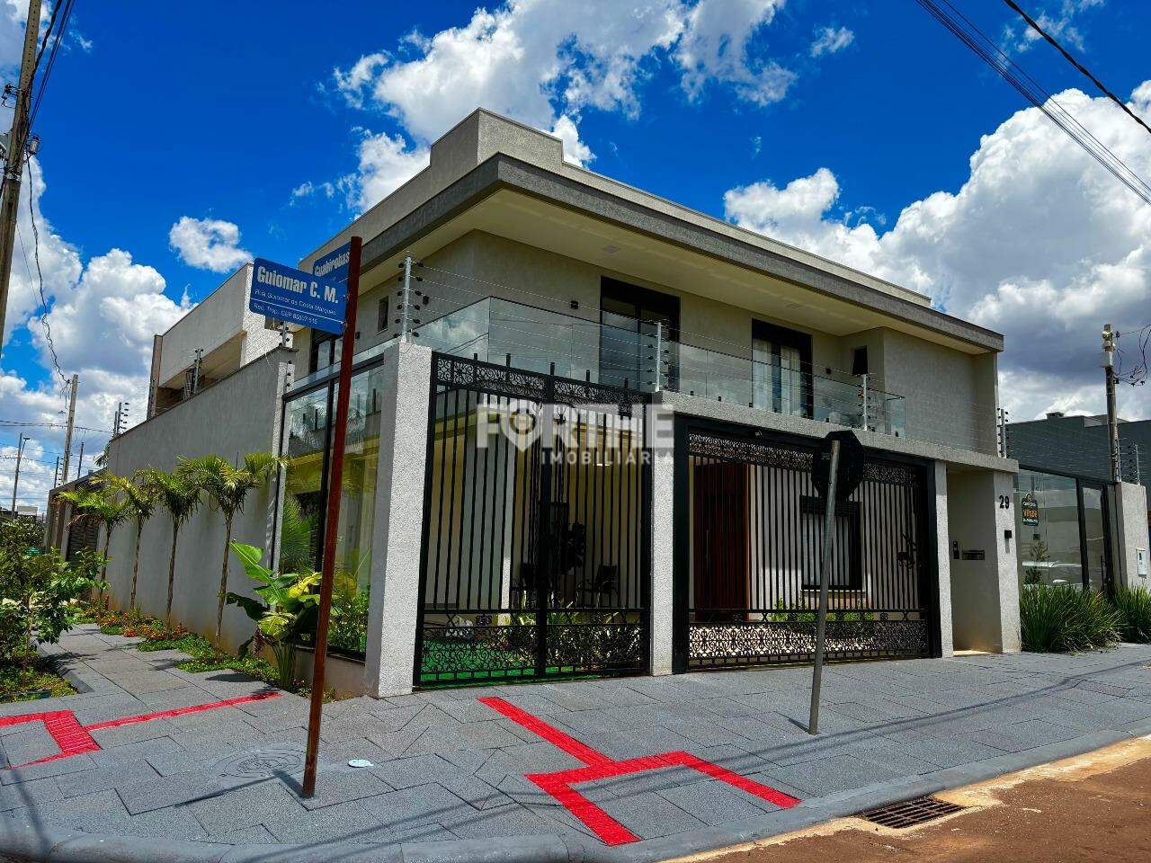 Sobrado 3 Dormitórios Recanto Tropical III 165m²