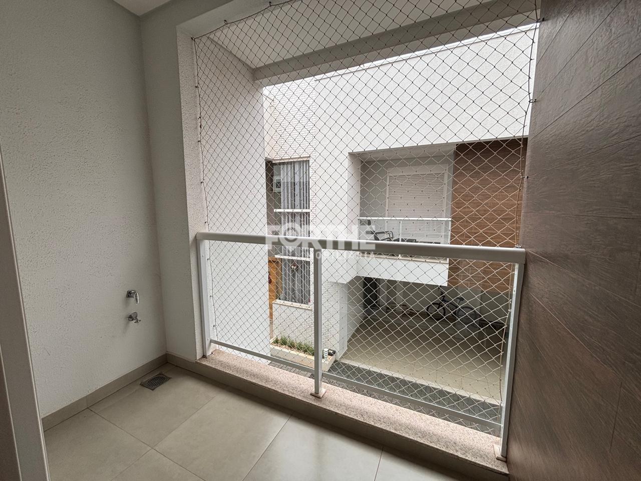 Sobrado em condomínio à venda no Alto Alegre: