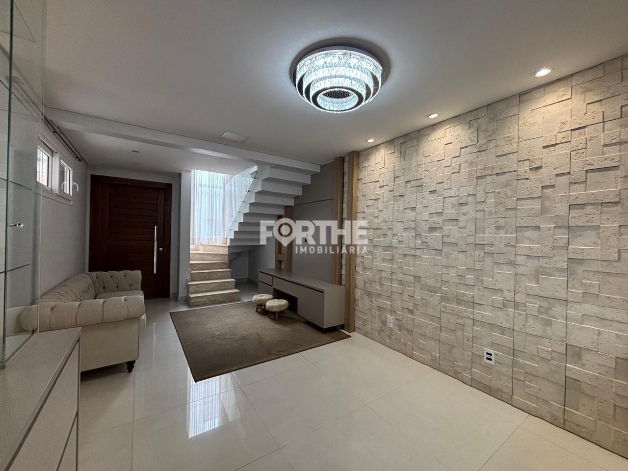 Sobrado em condomínio à venda no Alto Alegre: 