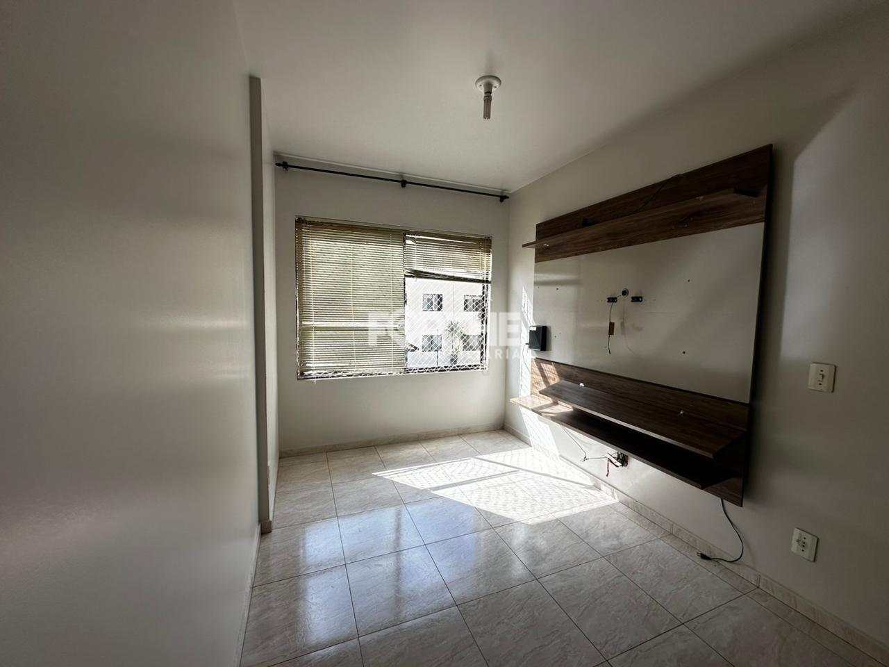 Apartamento à venda no Recanto Tropical: