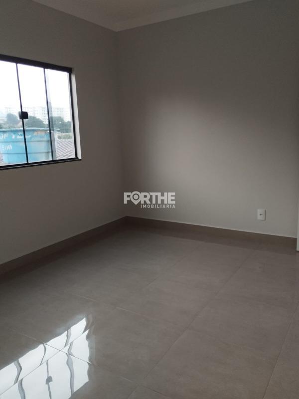 Sobrado à venda no Universitário: 