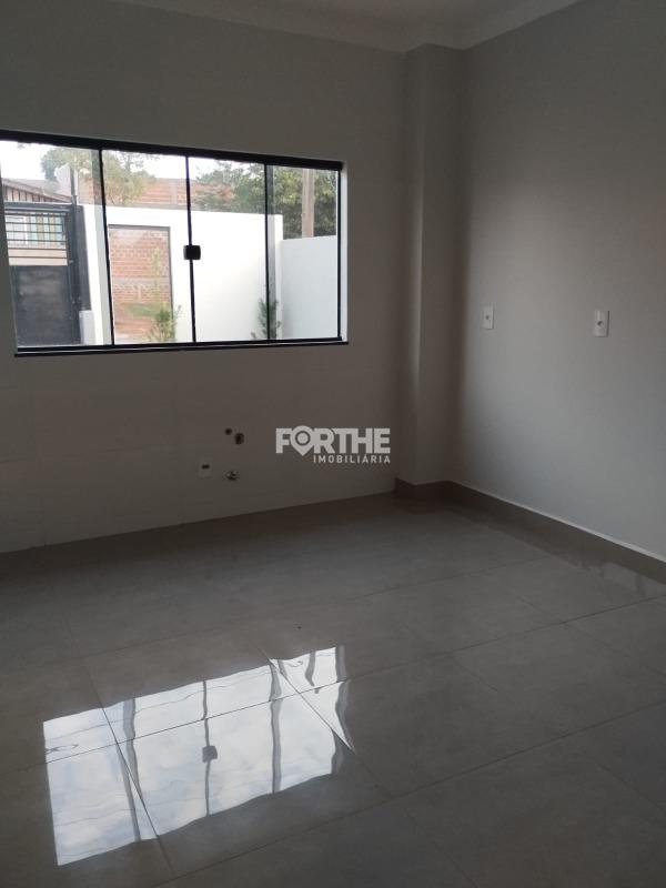 Sobrado à venda no Universitário: 