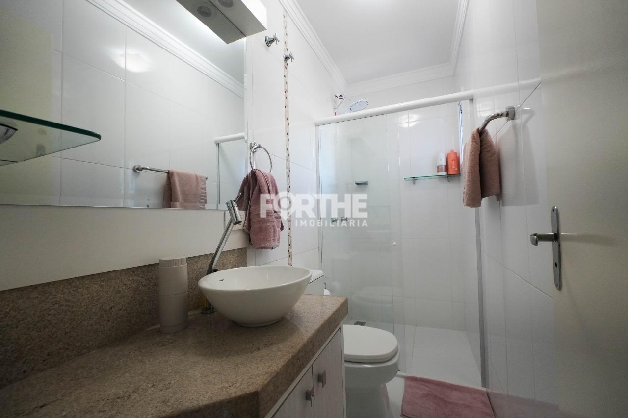 Casa à venda no Novo Milênio: