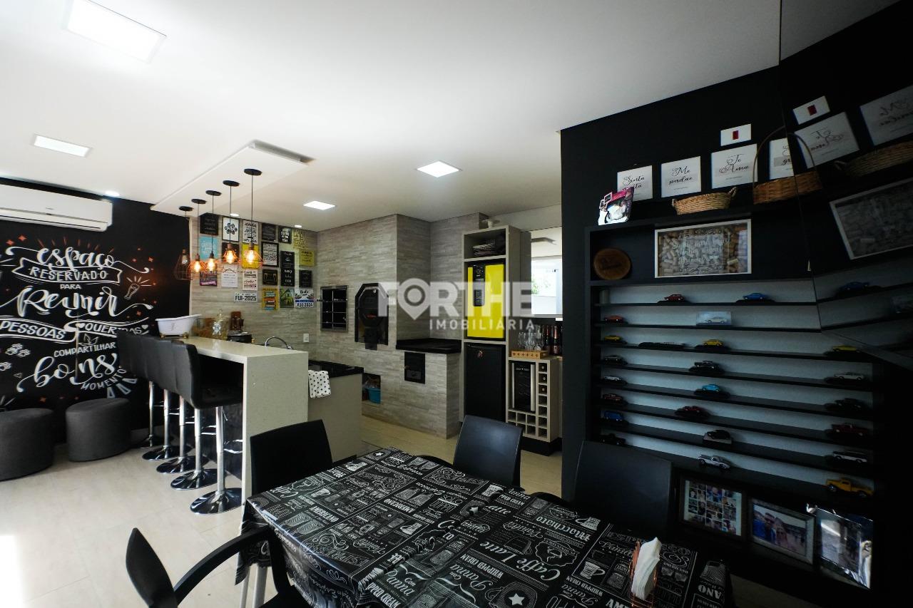 Casa à venda no Novo Milênio: