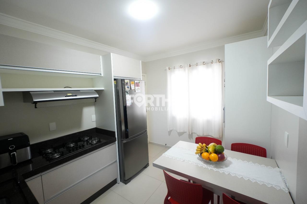 Casa à venda no Novo Milênio: 