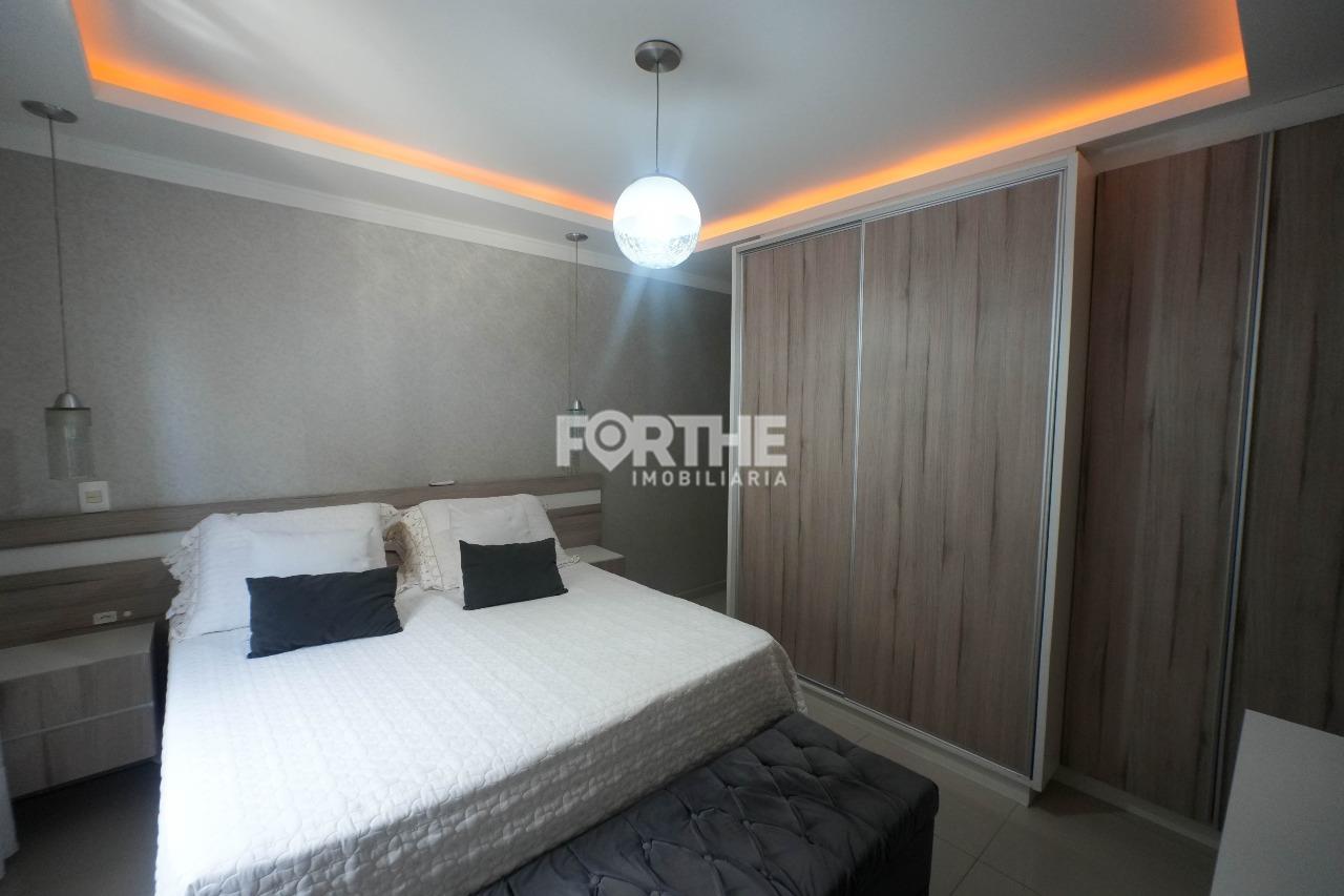 Casa à venda no Novo Milênio: