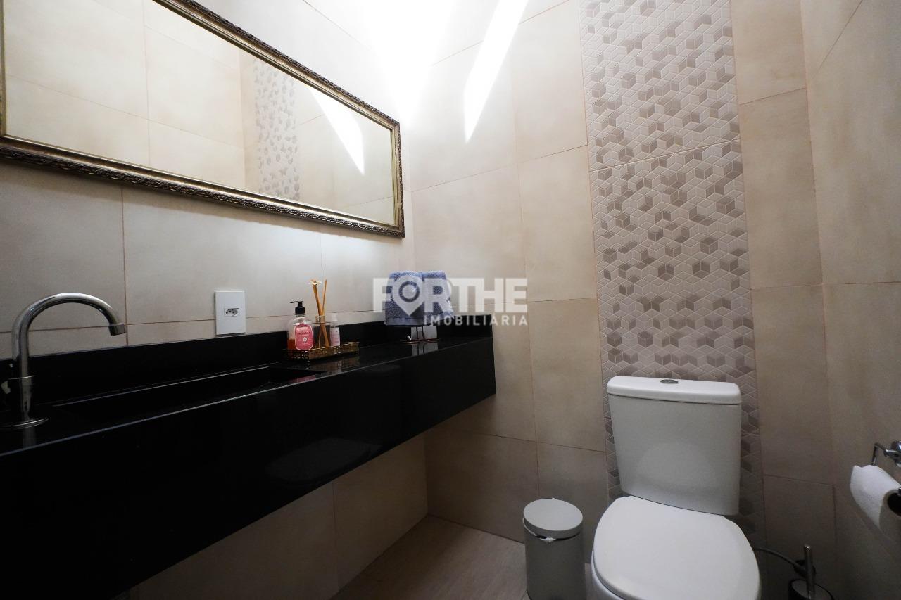 Casa à venda no Novo Milênio: