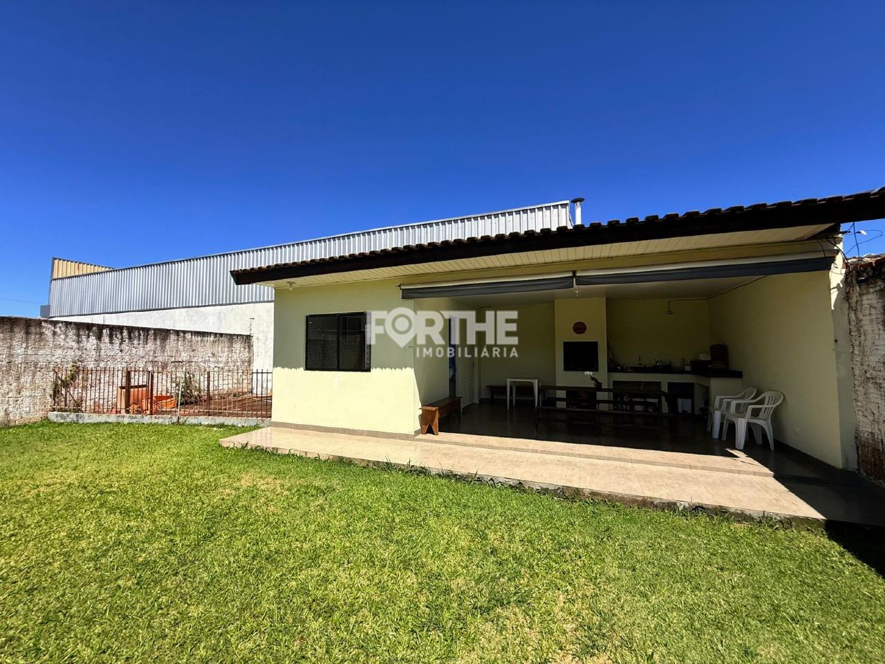 Casa à venda no Alto Alegre: área gourmet