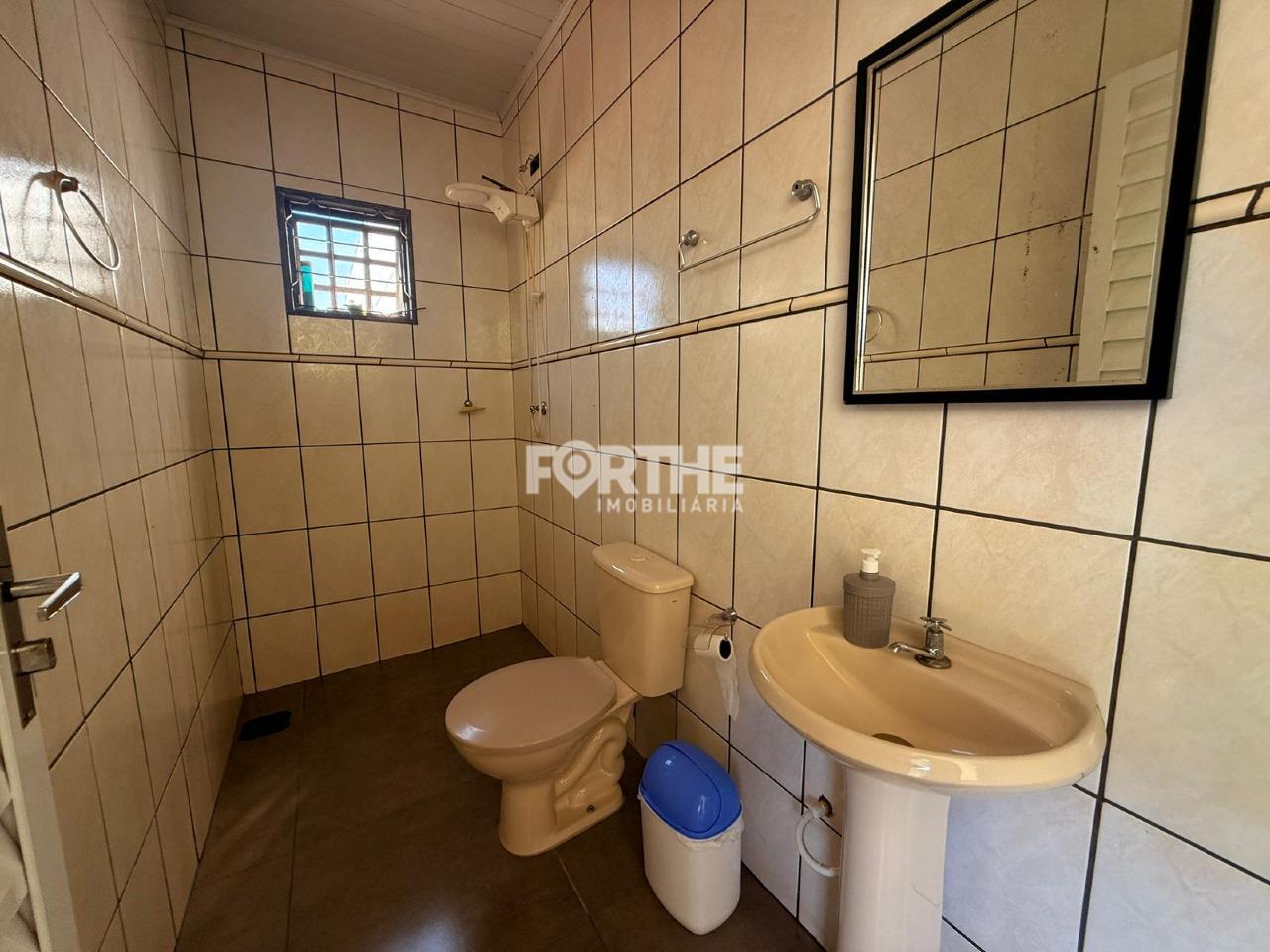 Casa à venda no Alto Alegre: Banheiro da área gourmet