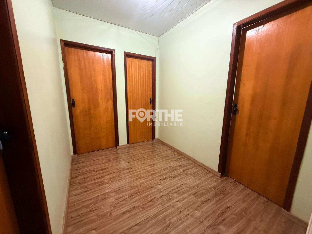 Casa à venda no Alto Alegre: corredor