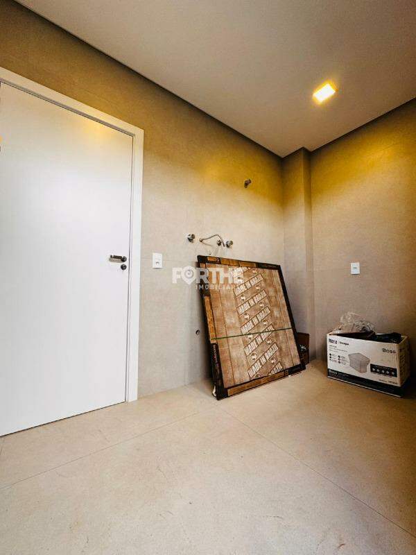 Casa à venda no Paraíso Tropical : 