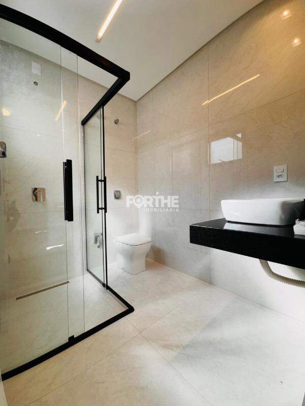 Casa à venda no Paraíso Tropical : 