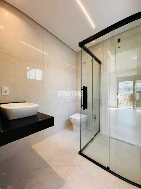 Casa à venda no Paraíso Tropical : 