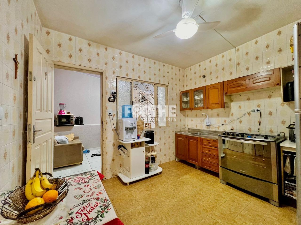 Casa à venda no Centro: