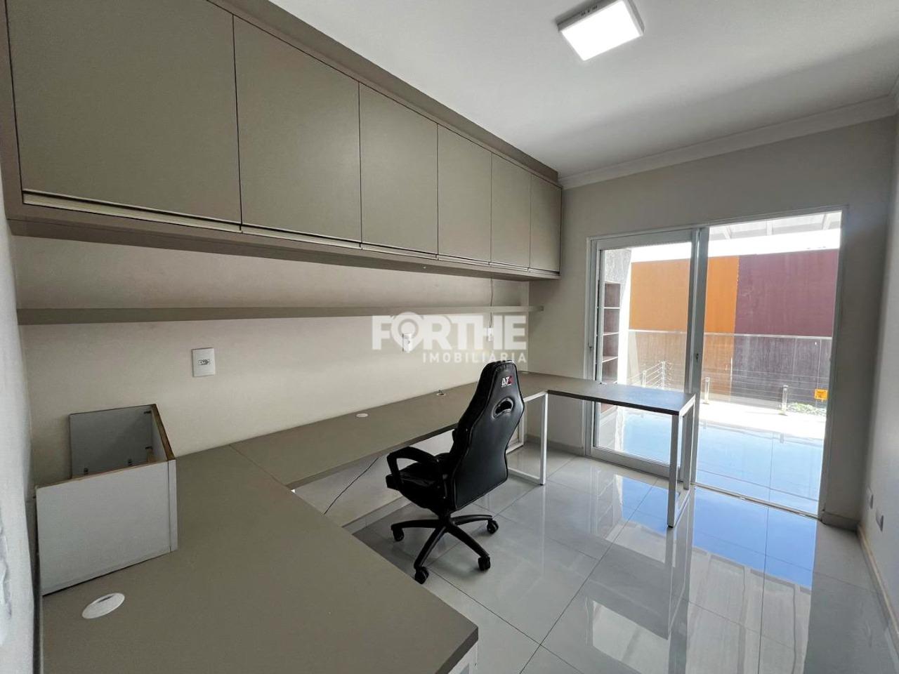 Sobrado à venda no Continental Park: 