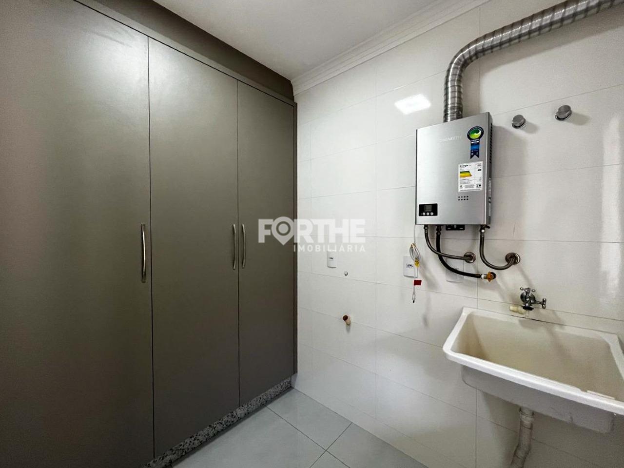 Sobrado à venda no Continental Park: 