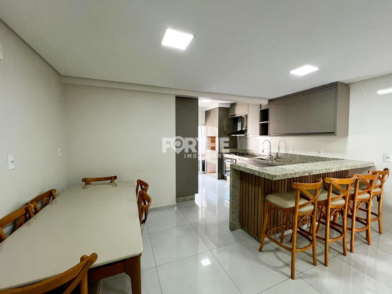 Sobrado à venda no Continental Park: 