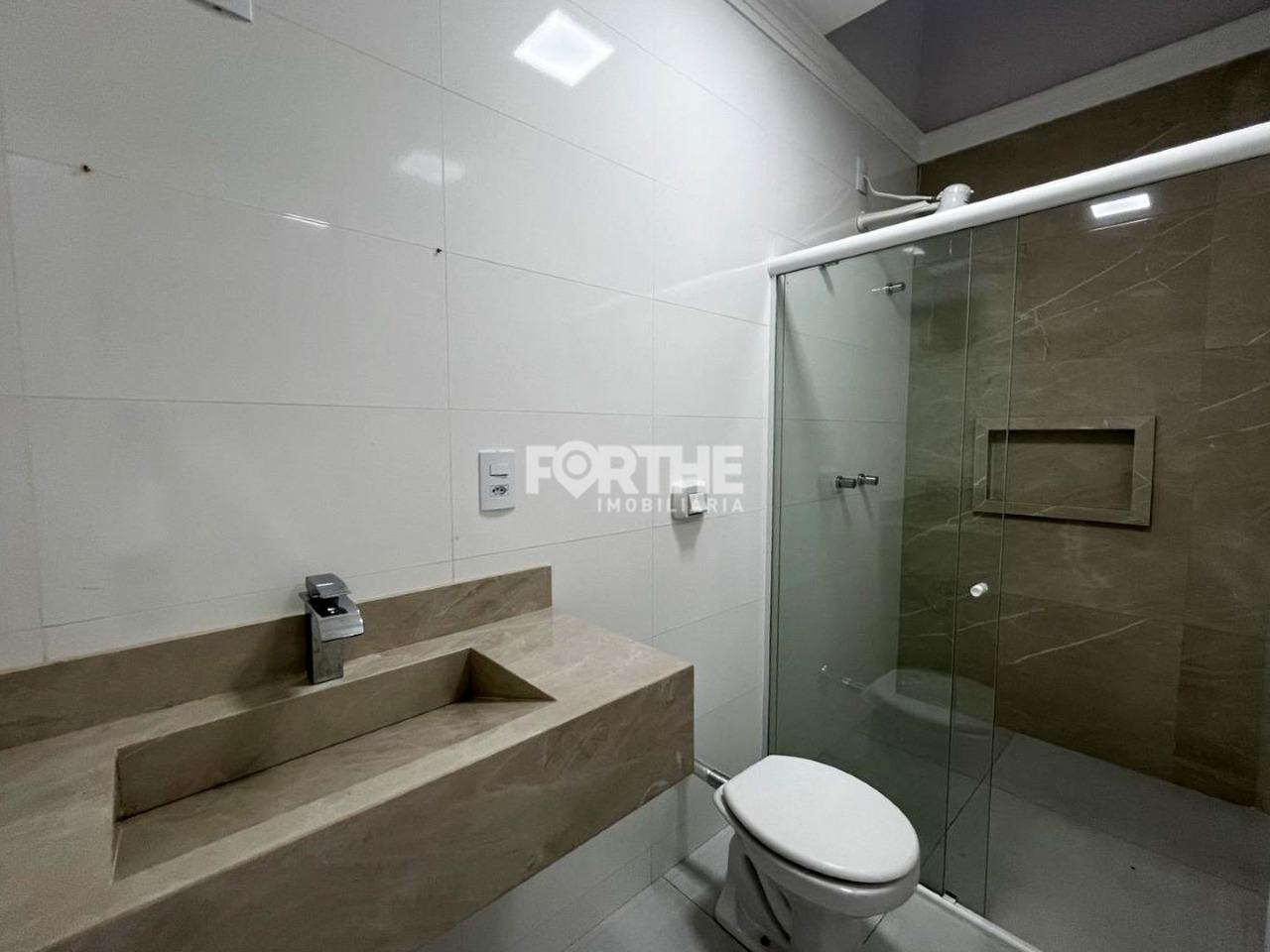 Sobrado à venda no Continental Park: 