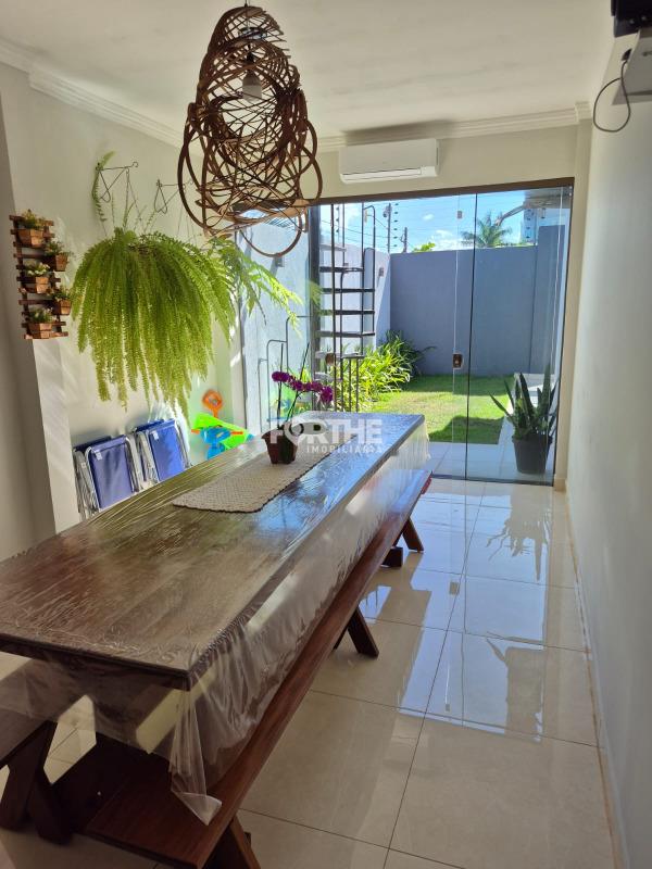 Casa 3 Dormitórios Canadá 78m²