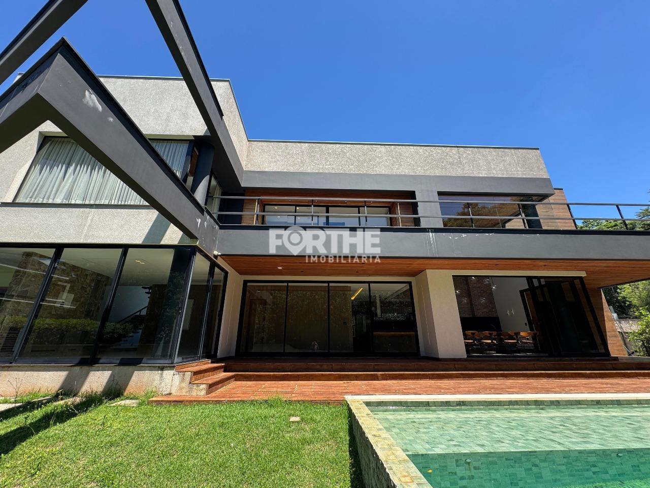 Sobrado em condomínio à venda no Região do Lago: 