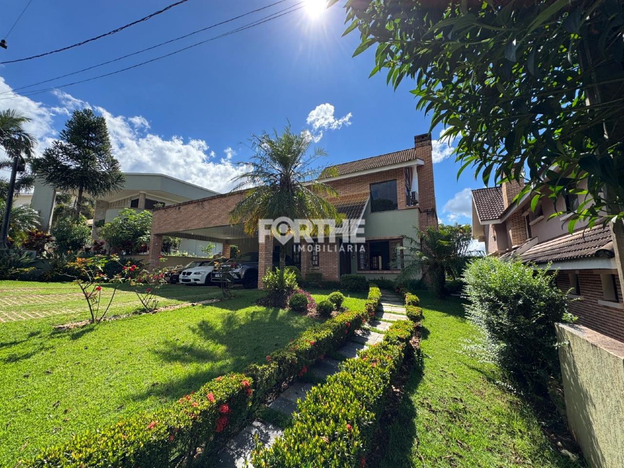 Sobrado em condomínio à venda no Country: 