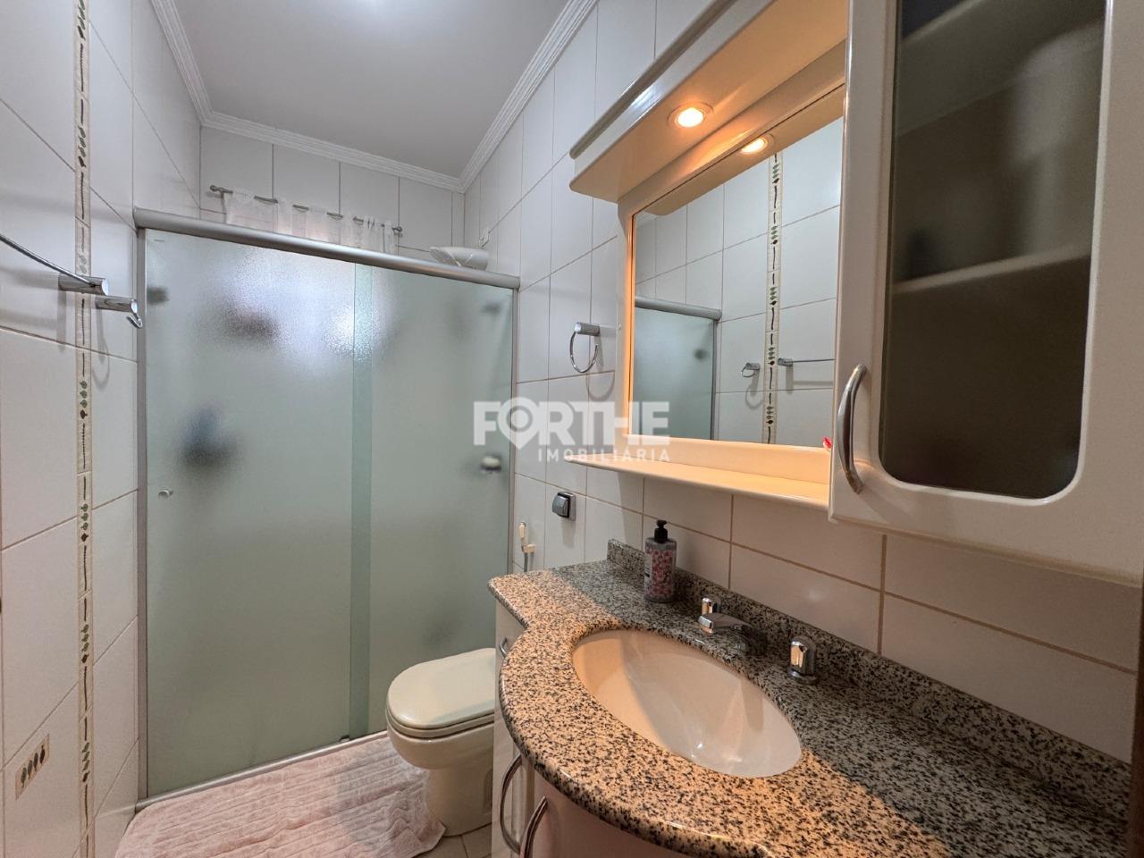 Sobrado em condomínio à venda no Country: 