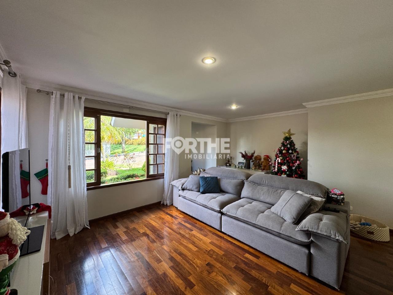 Sobrado em condomínio à venda no Country: 