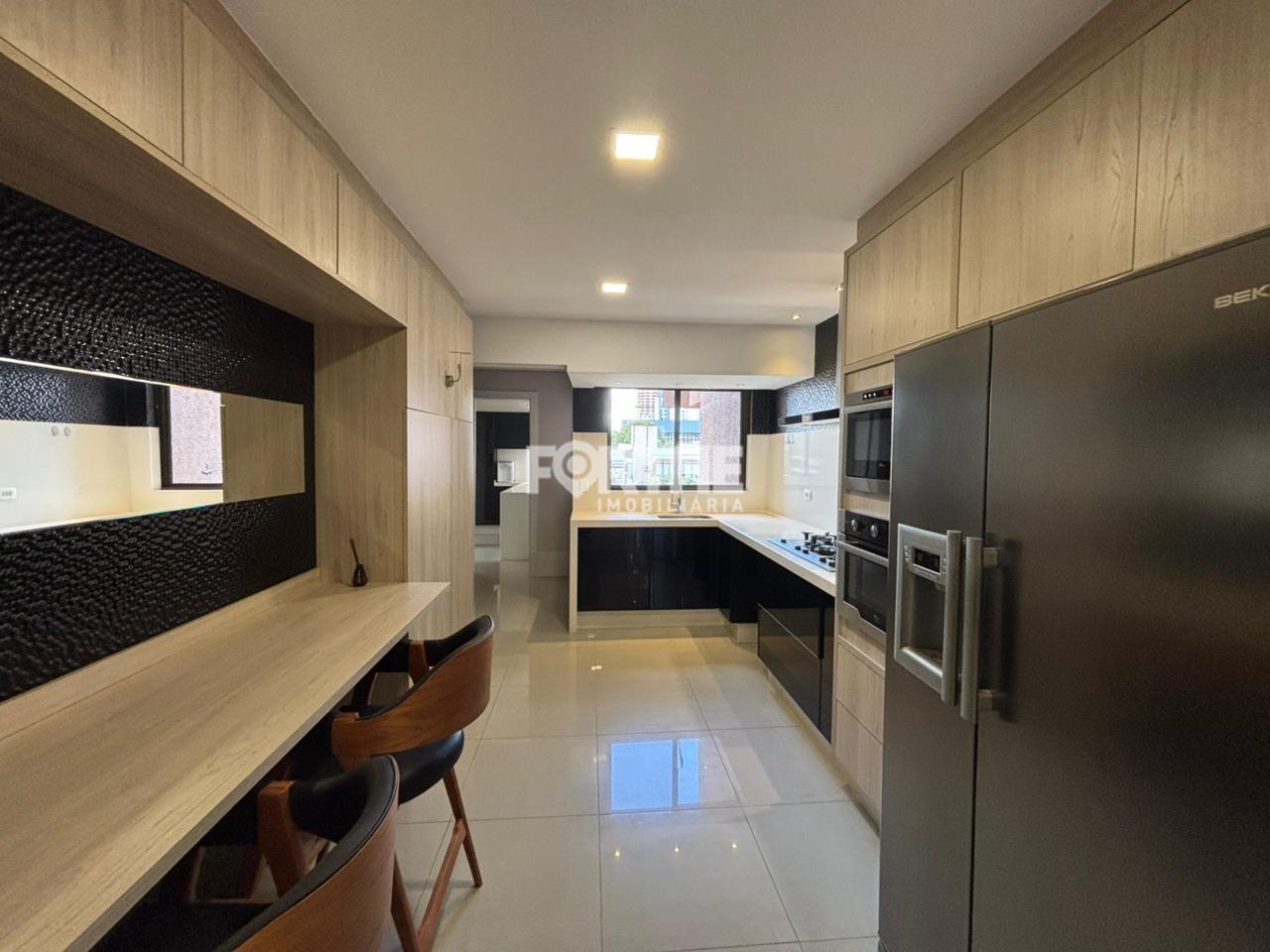 Apartamento para aluguel no Centro: 