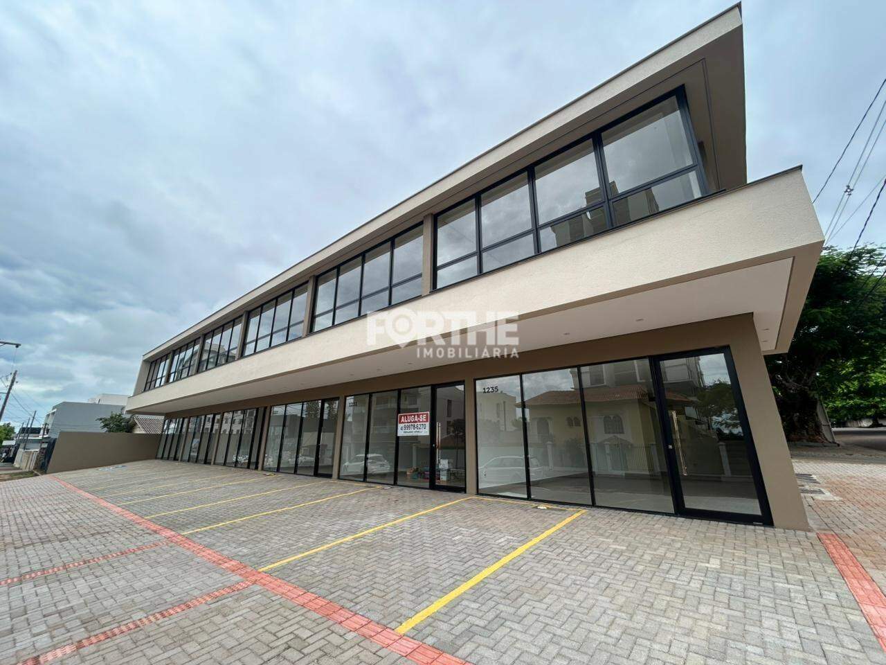 Sala Comercial Neva 110m²